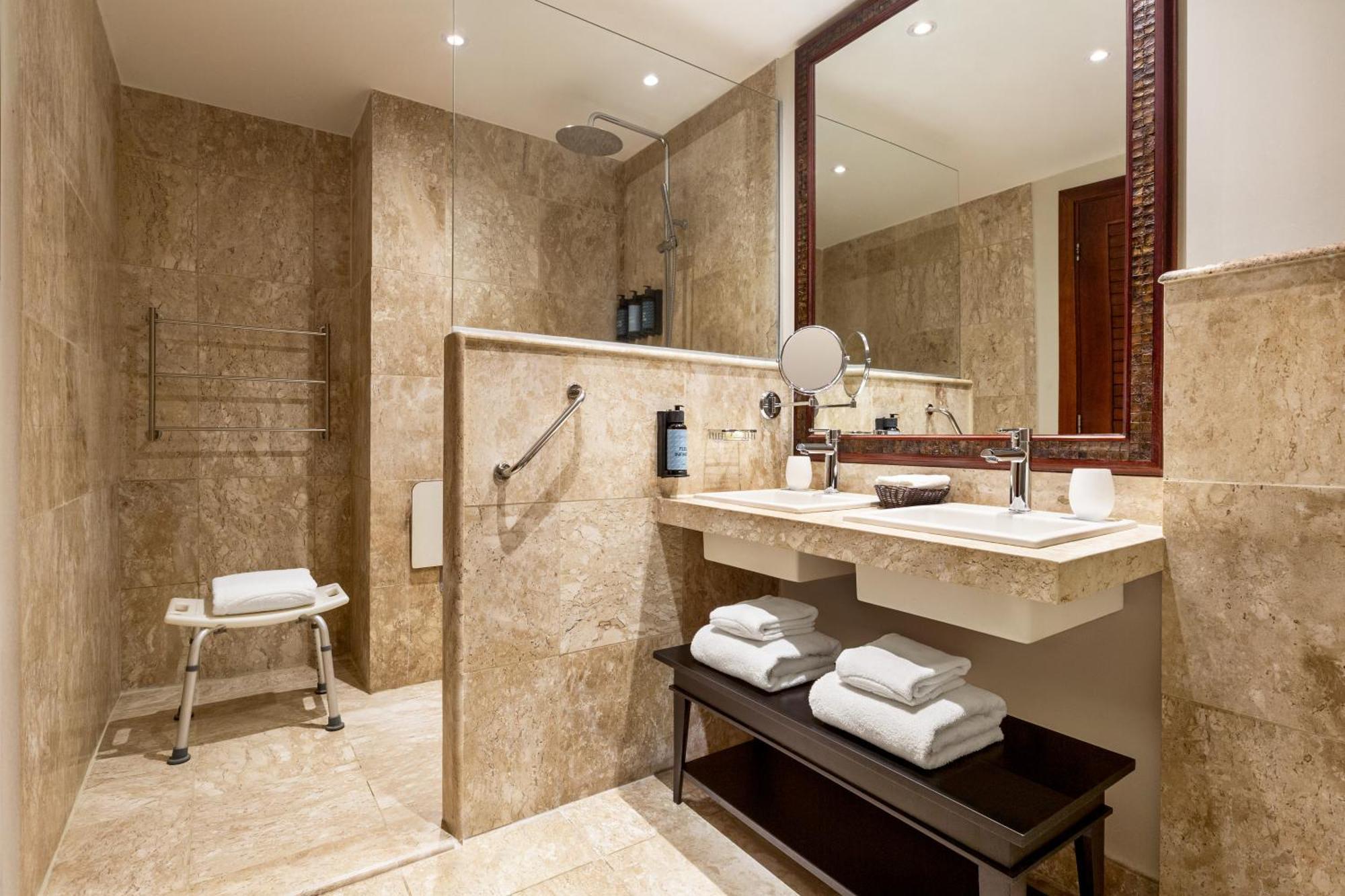 Signature Level Junior Suite,1666650022:JPEG